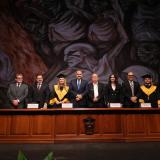 Apadrina Rector General a nuevos abogados